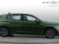 Second-hand Peugeot 308 Active Premium 129 CP (94 kW) 2022 Verde Hatchback