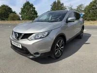 Used Nissan Qashqai Tekna 110 HP (80 kW) 2015 Silver SUV