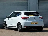 Used Renault Clio Techno 90 HP (66 kW) 2023 White Hatchback