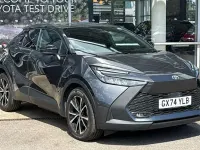 Usado Toyota C-HR Design 223 HP (164 kW) 2026 SUV