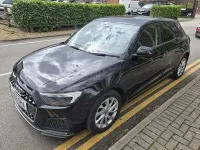 Usado Audi A1 Sportback Sport 116 HP (85 kW) 2019 Preto Citadino