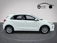 Used Kia Rio 98 HP (72 kW) 2019 White Hatchback