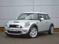 Usado Mini Cooper S Hatch 175 HP (128 kW) 2009 Prateado Citadino