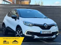 Used Renault Captur Signature 120 HP (88 kW) 2017 White/black SUV