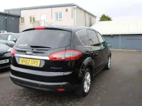 Begagnad Ford S-MAX Titanium 2012 Svart Minibuss