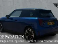 Used Mini Cooper SE Hatch 158 kW (215 HP) 2024 Blue Hatchback