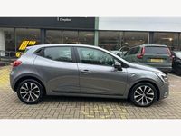 Used Renault Clio V Evolution 90 HP (66 kW) 2023 Grey  Hatchback