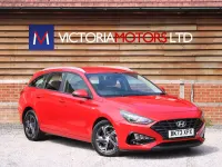 Used Hyundai i30 SE 120 HP (88 kW) 2023 Red Estate