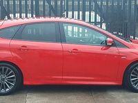 Used Ford Focus ST-Line 2017 Red Hatchback