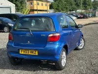 Used Toyota Yaris 2003 Blue Hatchback