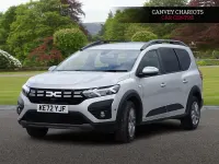 Begagnad Dacia Jogger Expression 110 HK (80 kW) 2023 Grå Minibuss