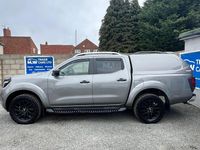 Used Nissan Navara Tekna 190 HP (139 kW) 2018 Grey Pickup