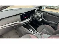 Usado Skoda Octavia vRS 245 HP (180 kW) 2021 Prateado Citadino