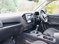 Second-hand Isuzu D-Max 163 CP (119 kW) 2023 Alb Pickup