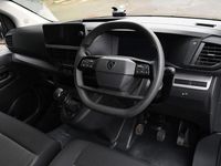 Used Peugeot Expert 145 HP (106 kW) 2024 White Van