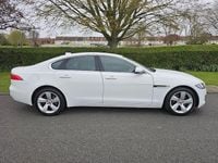 Used Jaguar XF Prestige 180 HP (132 kW) 2016 White Sedan