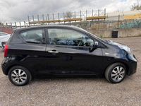 Second-hand Kia Picanto 2014 Negru Hatchback