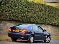 Used Toyota Avensis 127 HP (93 kW) 2001 Blue Hatchback