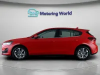 Used Ford Focus Titanium 155 HP (114 kW) 2022 Red Hatchback