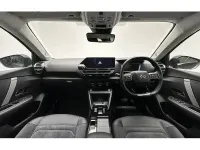 Używany Citroën e-C4 100 kW (136 KM) 2024 Czarny Sedan/Limuzyna
