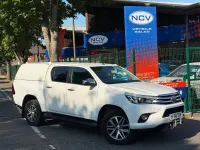 Used Toyota HiLux 150 HP (110 kW) 2018 White Pickup
