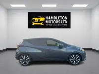 Usado Nissan Micra Tekna 90 HP (66 kW) 2017 Cinzento Citadino