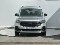 Usado Ford Grand Tourneo Connect Active 122 HP (89 kW) 2023 Prateado Monovolume