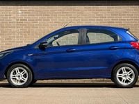 Usado Ford Ka Plus Zetec 70 HP (51 kW) 2017 Azul Citadino