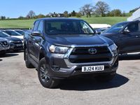 Usado Toyota HiLux 150 HP (110 kW) 2024 Cinzento Pickup