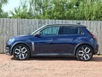 Used Renault R5 Komfort 110 kW (150 HP) 2025 Blue Hatchback