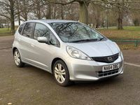 Used Honda Jazz ES 99 HP (72 kW) 2014 Silver Hatchback