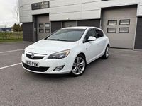 Used Vauxhall Astra SRi 165 HP (121 kW) 2011 White Hatchback