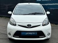 Used Toyota Aygo 68 HP (50 kW) 2013 White Hatchback