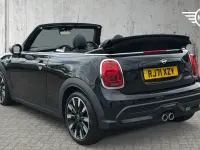 Usado Mini Cooper S Exclusive 176 HP (129 kW) 2022 Preto Citadino