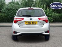 Used Toyota Yaris Hybrid 100 HP (73 kW) 2018 Silver