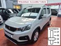 Gebraucht Peugeot Rifter Allure 131 PS (96 kW) 2019 Beige Van / Kleinbus