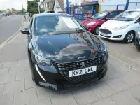 Second-hand Peugeot 208 Allure Premium 75 CP (55 kW) 2021 Negru Hatchback