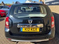 Begagnad Dacia Duster Lauréate 110 HK (80 kW) 2014 Blå SUV