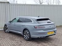 Usado VW Arteon R-line 150 HP (110 kW) 2023 Cinzento Carrinha