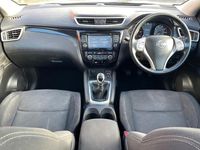 Used Nissan Qashqai N-TEC 2015 White SUV