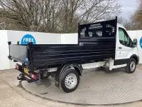 Usado Ford Transit S 130 HP (95 kW) 2022 Branco Cabrios
