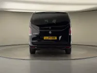 Używany Mercedes V220 Premium 163 KM (119 kW) 2024 Czarny Minivan