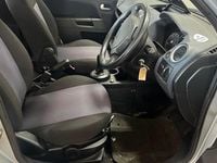 Used Ford Fusion Style 79 HP (58 kW) 2010 Silver Hatchback