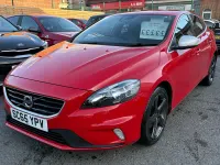 Used Volvo V40 R-Design 122 HP (89 kW) 2016 Red Hatchback
