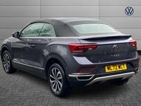 Usado VW T-Roc Cabriolet Style 150 HP (110 kW) 2022 Cinzento Cabrios