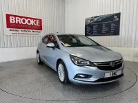 Used Vauxhall Astra Elite 110 HP (80 kW) 2017 Silver Hatchback