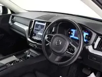 Used Volvo XC60 Plus 197 HP (144 kW) 2023 SUV