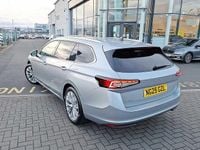 New Skoda Superb SE L 147 HP (108 kW) 2025 Pebble silver metallic Estate