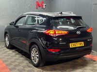 Used Hyundai Tucson SE 132 HP (97 kW) 2017 Black SUV