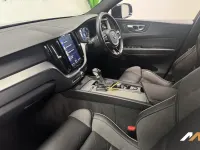 Used Volvo XC60 R-Design 187 HP (137 kW) 2019 Grey SUV